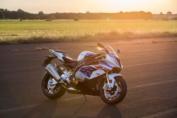 BMW S 1000 RR