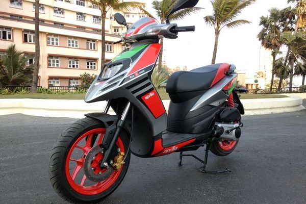 Aprilia SR 150 Race