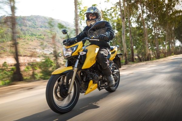TVS Apache RTR 200 4V