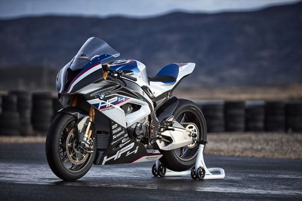 BMW HP4 Race