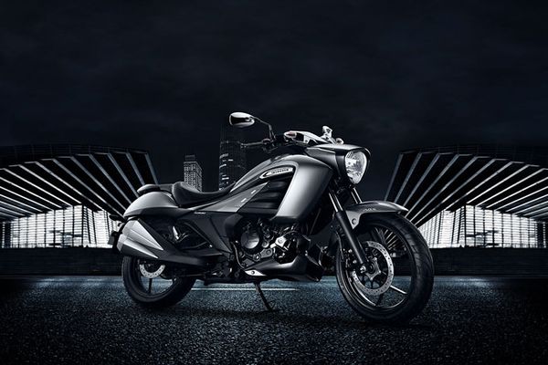 Suzuki Intruder 150