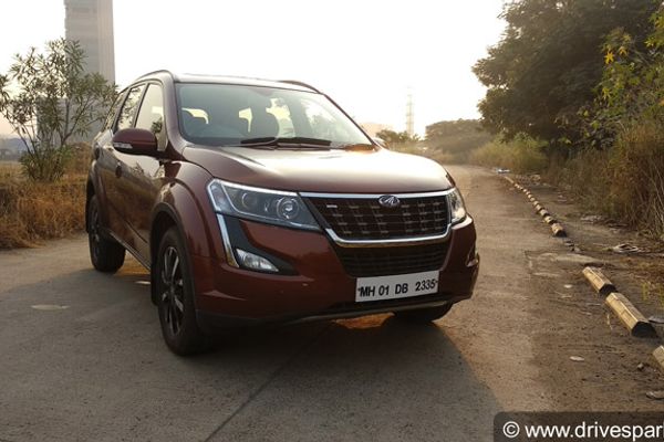 2018 Mahindra XUV500