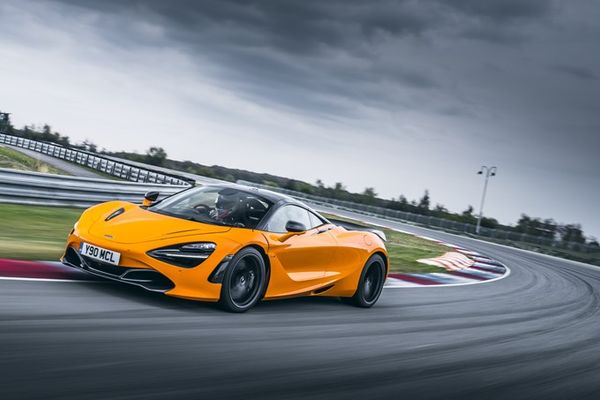 McLaren 720S Track Pack
