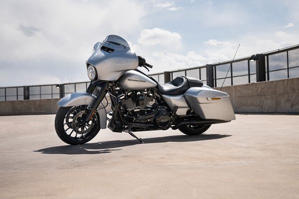 Harley-Davidson Street Glide Special