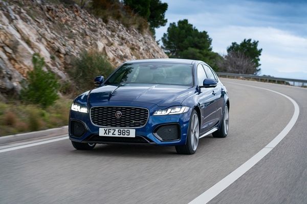 2021 Jaguar XF