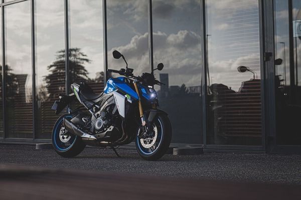 2021 Suzuki GSX-S1000