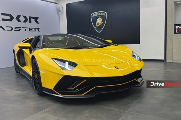 Lamborghini Aventador LP 780-4 Ultimae