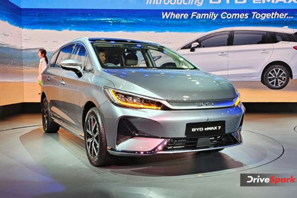 BYD eMAX 7