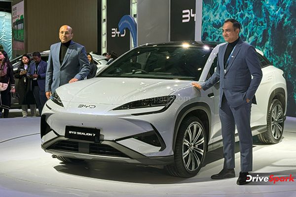 BYD SEALION 7