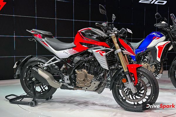 Hero Xtreme 250R