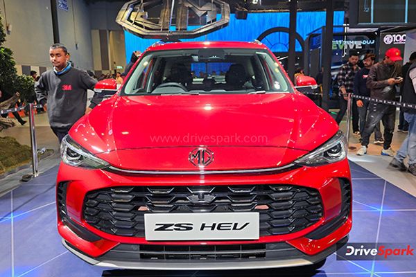 MG ZS HEV