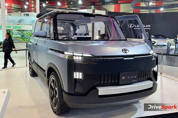Toyota X-Van Gear Concept