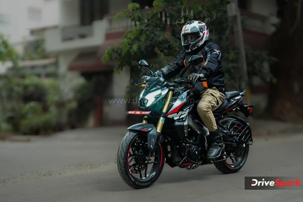 2026 Bajaj Pulsar NS400Z Review