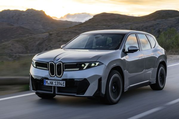 BMW iX3