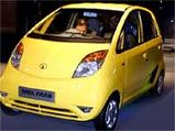 Tata Nano Reaches Its First Customers