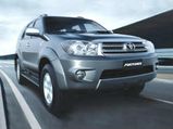 2012 Toyota Fortuner Gets Facelift, New Features
