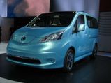 Nissan Unveils Electric NV200 in Detroit Auto Show