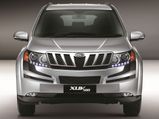 Mahindra XUV500 W4 Variant: Price, Features & Specifications
