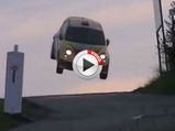 Video: Fiat 500 Huge Rally Jump