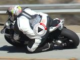 Video: 165kg Guy Rides BMW S1000RR Like A Boss