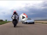 Video: Porsche 918 Spyder Takes On A Yamaha R1