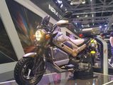 2016 Auto Expo: Quirky Honda NAVI Bike/Scooter Crossover Launched 