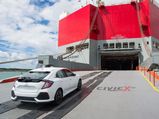 2017 Honda Civic Hatchback Caught Undisguised While Shipping