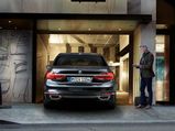 Remote Control Parking System In The BMW 7 Series Wins Award