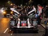 Video: Mark Webber Drives Porsche 919 Hybrid Endurance Racer In London