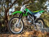 Kawasaki Launches The 2017 KLX 140G Dirt Motorcycle In India