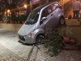 Charged Up Mahindra e2o Crashes In Bangalore — The Doomsday Dive?