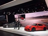 2017 Geneva Motor Show: Porsche 911 GT3 Unveiled