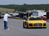 Video: Audi R8 Sets 392 KM/H Half Mile World Record 