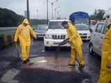 Sunflower Oil Could Make Potholes Obsolete — Is This The Solution For India's Broken Roads?