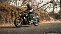 2018 Indian Motorcycles Scout Bobber Road Test Review - A Big, Bad, Mean-Looking Cruiser