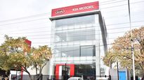 Kia Motor Opens Its First Dealership In India — Showcases The Stinger And Rio Models