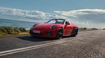 2019 New York Auto Show: Production-Spec Porsche 911 Speedster Revealed