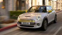 Mini Cooper SE & Mini Rocketman Electric Cars Revealed — The Future Is Indeed Electric!