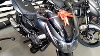 Bajaj Pulsar 125 Neon Spotted At Dealership As Launch Date Nears