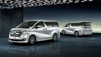 Toyota Vellfire MPV Bookings Open Unofficially: Launch Expected In The Coming Weeks