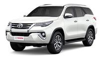 New Toyota Fortuner Facelift Spied For The First Time Ahead Of Its World Premiere: Spy Pics & Detail