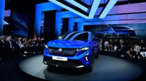 Renault Rafale Debuts As Flagship Coupe SUV