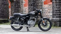 Top 5 Things You Need To Know About The 2023 Royal Enfield Bullet 350 Motorcycle