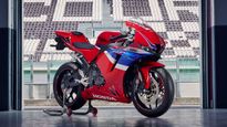 EICMA: Honda Surprises Fans With CBR600RR Supersport 
