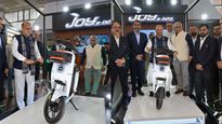 Is This the Future of Electric Scooters? Joy e-Bikes Hydrogen Concept Stuns at Expo