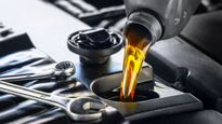 Here's Why Synthetic Engine Oil Is Better Than Mineral Engine Oil 