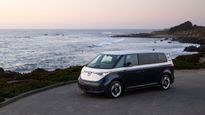 Volkswagen ID. Buzz Receives Electric Vehicle Of The Year Award For 2025 From Puros Autos