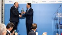 Hyundai Motor Company CEO José Muñoz Honoured As Leading Global Spanish Automotive Executive By La Tribuna De Automoción