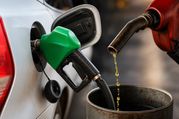 Burning Cash in Traffic? These Hidden Driving Habits Are Killing Your Car Mileage