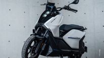 Keeway Enters India EV Market With Hypevolt-R: 180 Km Range, ARAS, Premium Tech Under Rs 2 Lakh